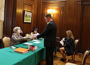 Sobre la votación por las enmiendas a la Constitución de la Federación de Rusia en Argentina