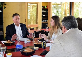 Sobre el viaje del Embajador de Rusia en Argentina Dmitry Feoktistov a la ciudad de San Carlos de Bariloche