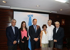 Sobre la firma del acuerdo de extension de transmision del canal RT en Argentina Sobre la firma del acuerdo de extension de transmision del canal RT en Argentina