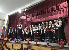 Los diplomáticos de la Embajada asistieron al concierto del club de compatriotas “Nicolás Ostrovsky”