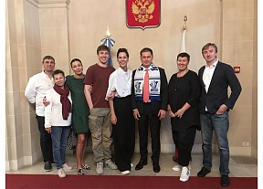 El Embajador de Rusia se reúne con los cineastas rusos El Embajador de Rusia se reúne con los cineastas rusos